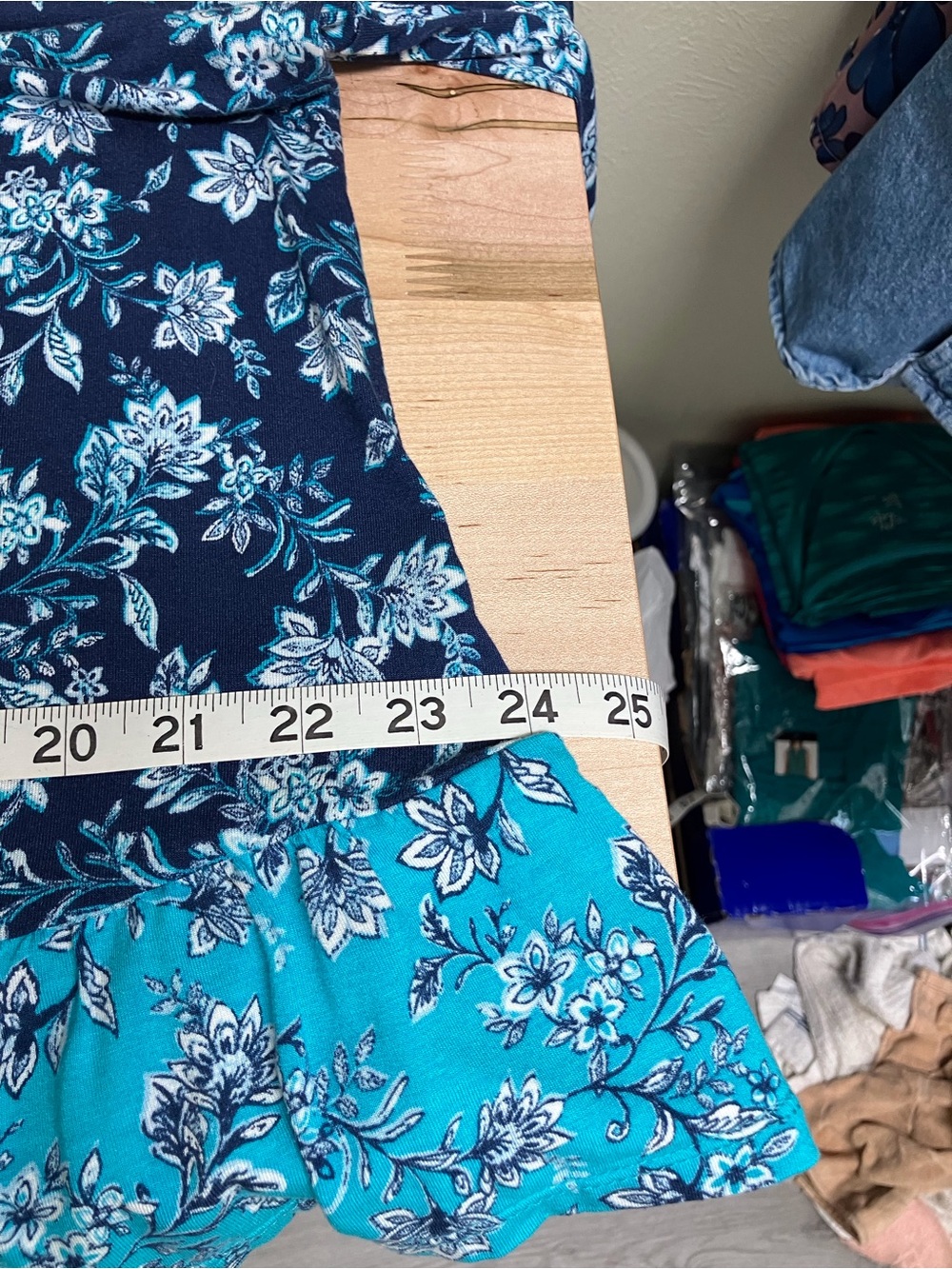 Como Vintage Navy Floral Tunic with Teal Contrast Hem - Picture 14 of 14